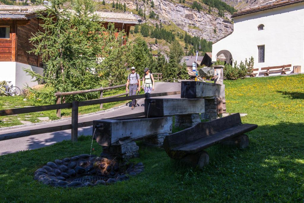 Bed & Breakfast Bijou Церматт Экстерьер фото