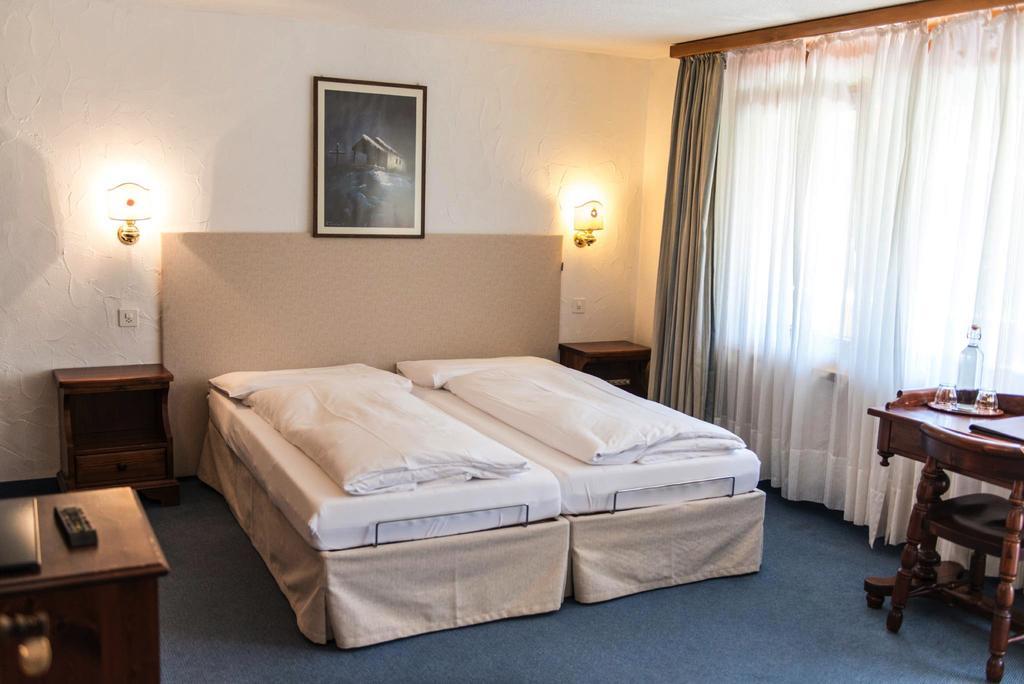 Bed & Breakfast Bijou Церматт Номер фото