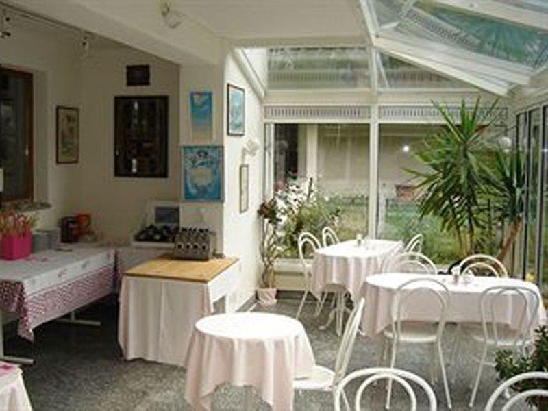 Bed & Breakfast Bijou Церматт Экстерьер фото