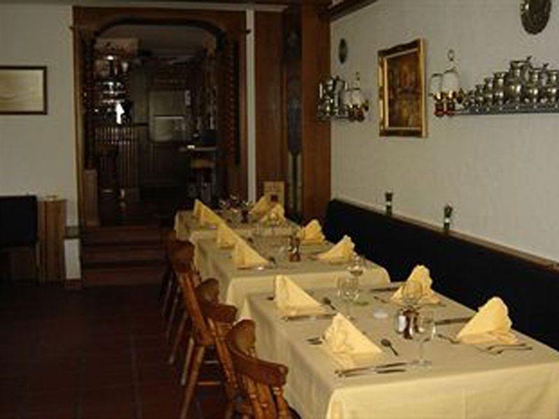 Bed & Breakfast Bijou Церматт Ресторан фото