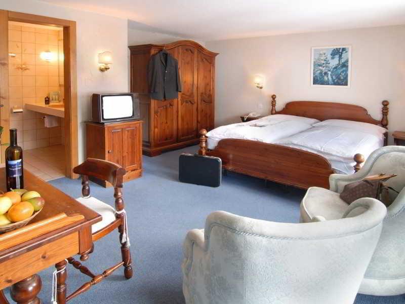 Bed & Breakfast Bijou Церматт Номер фото